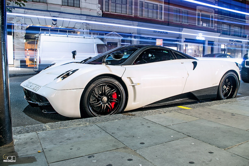 Pagani Huayra