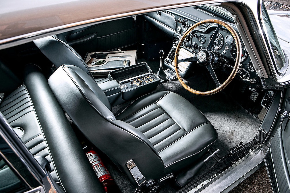 Sean Connery und seine Bond-Autos