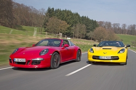 Corvette Stingray Porsche 911 Targa GTS