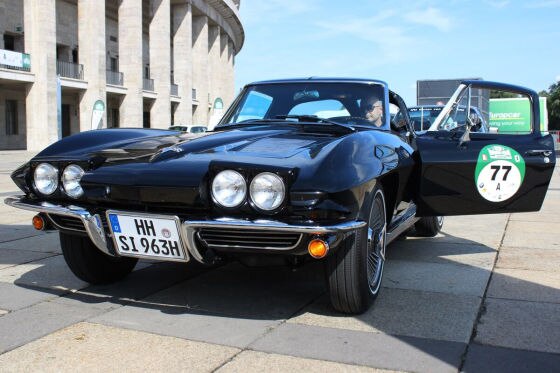 "Wer spielt mit mir Corvette?"