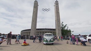 Schauspieler fahren Oldtimer