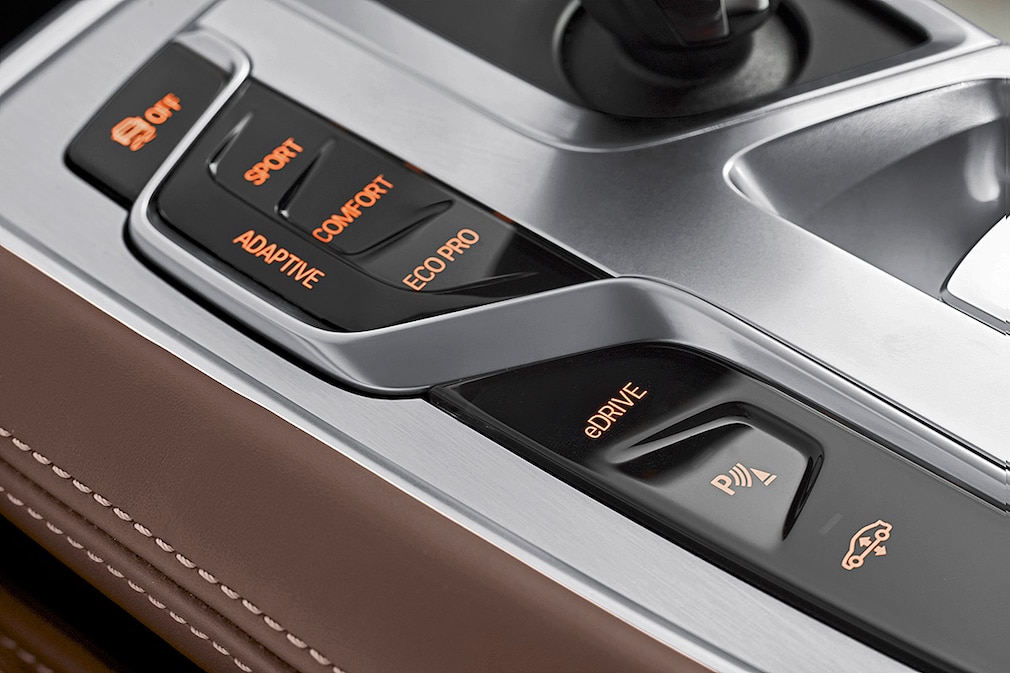 BMW 740e iPerformance !!! SPERRFRIST 12. Februar 2016 00:05 Uhr !!!