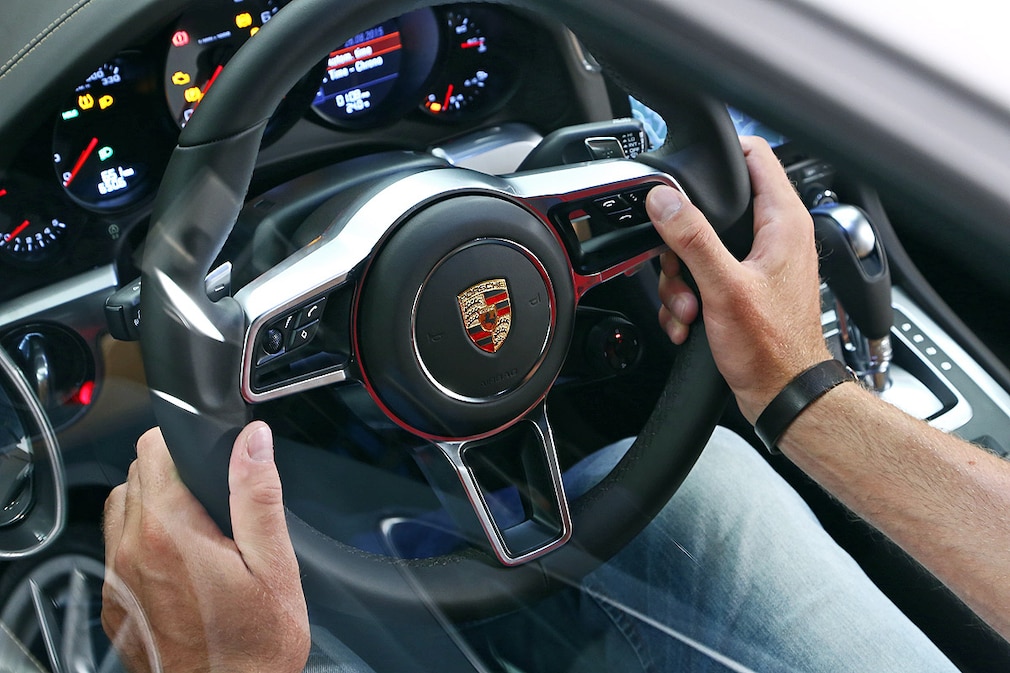 Porsche 911 Carrera S !!!!! SPERRFRIST 07.September 2015 00:01 Uhr !!!!!