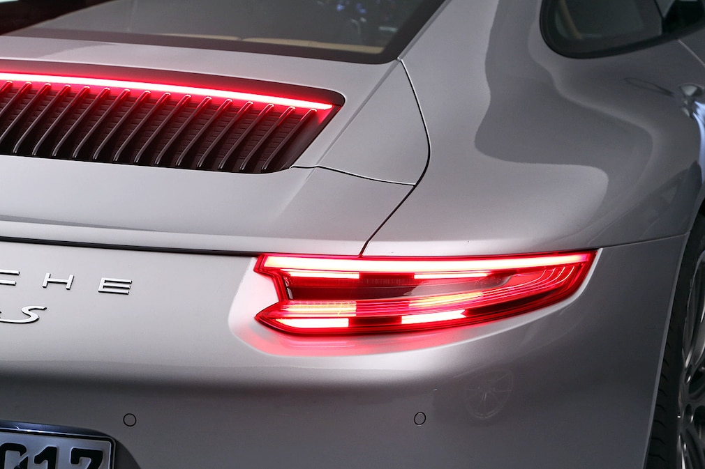 Porsche 911 Carrera S !!!!! SPERRFRIST 07.September 2015 00:01 Uhr !!!!!