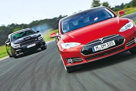 Dodge Charger Hellcat Tesla Model S P85D