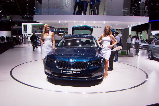 Video Hostessen Auf Der Iaa 2015 Autobild De