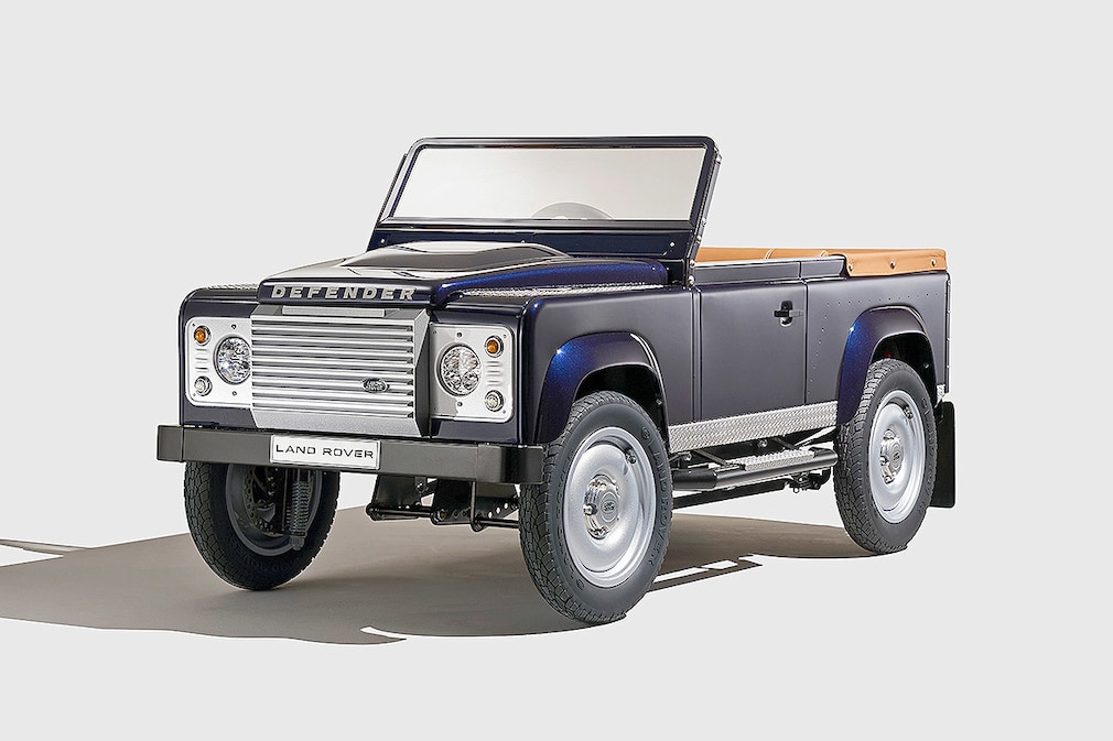 Land Rover Defender als Tretauto: IAA 2015