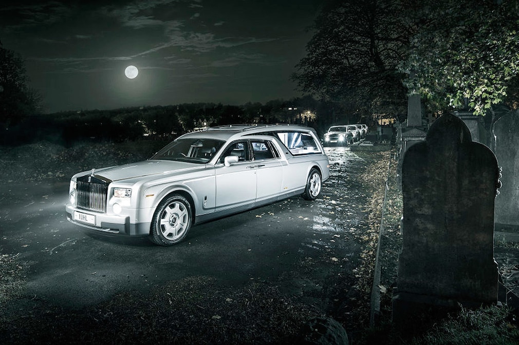 Rolls Royce Phantom hearse by Biemme Special Cars