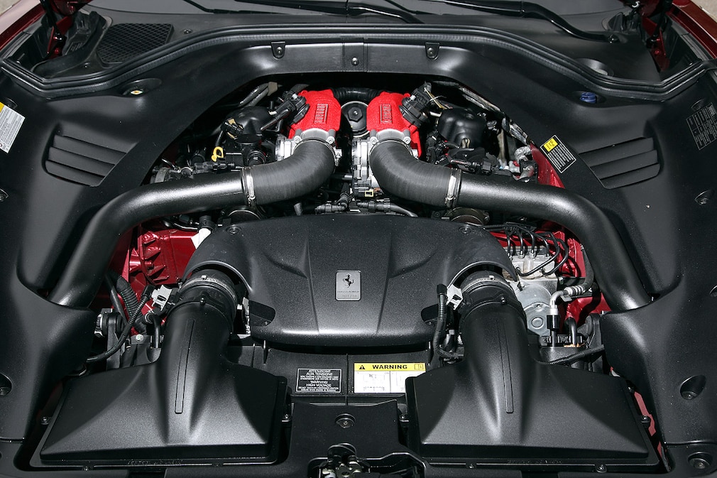 Ferrari California T