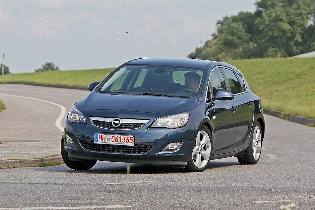 Opel Astra J