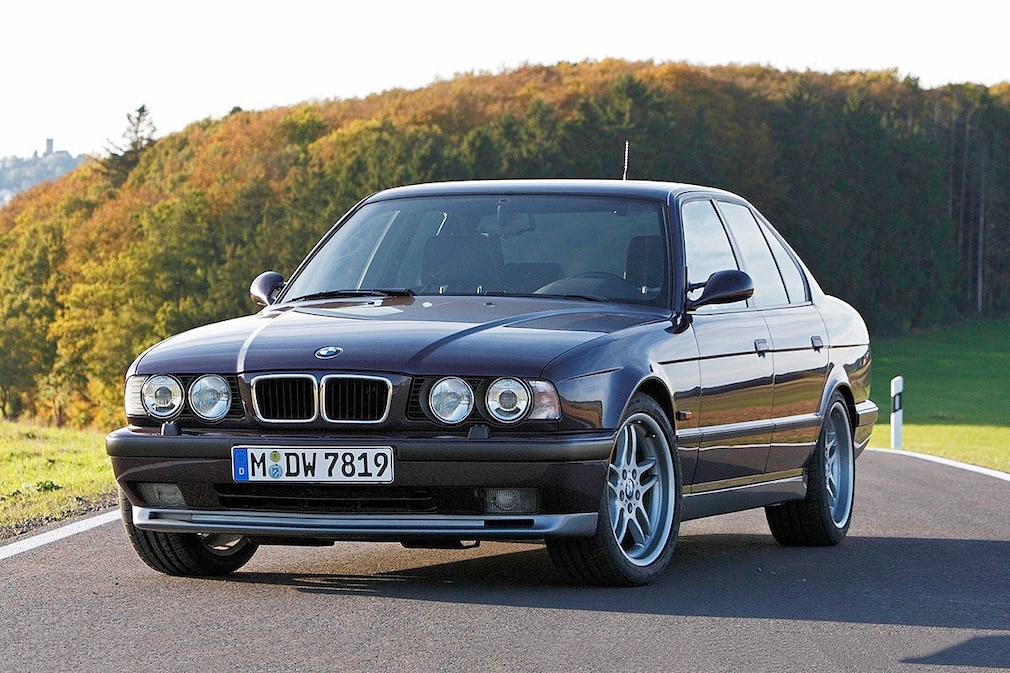 BMW M5 E34