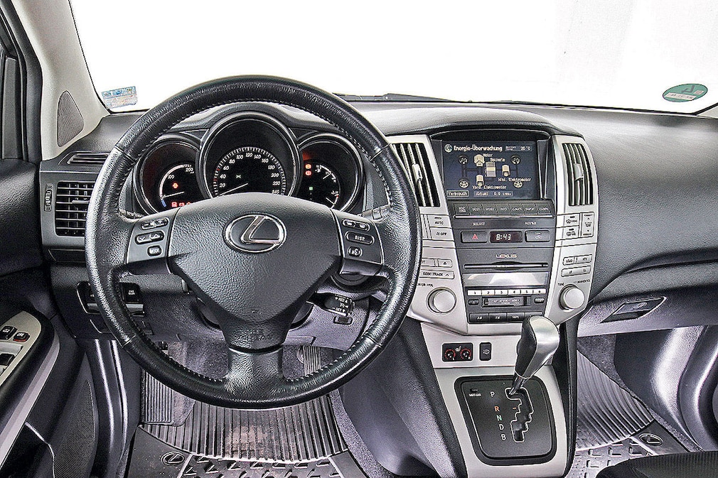Lexus RX 400h im Gebrauchtwagen-Test