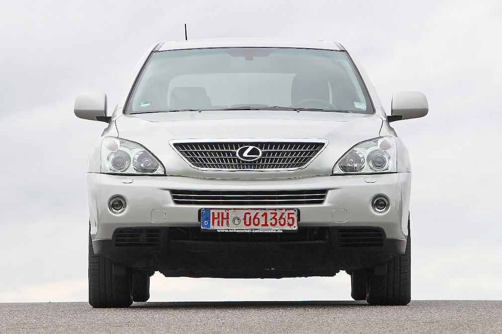 Lexus RX 400h im Gebrauchtwagen-Test