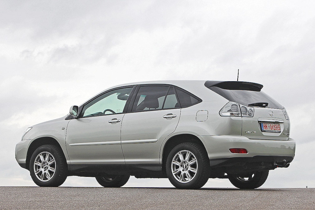 Lexus RX 400h im Gebrauchtwagen-Test