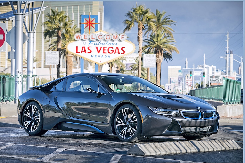 BMW i8 Mirrorless