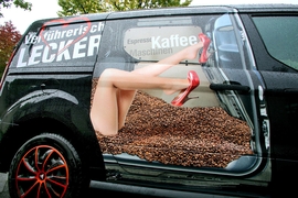 "Puffauto"-Urteil: Sexistische Werbung auf dem Auto