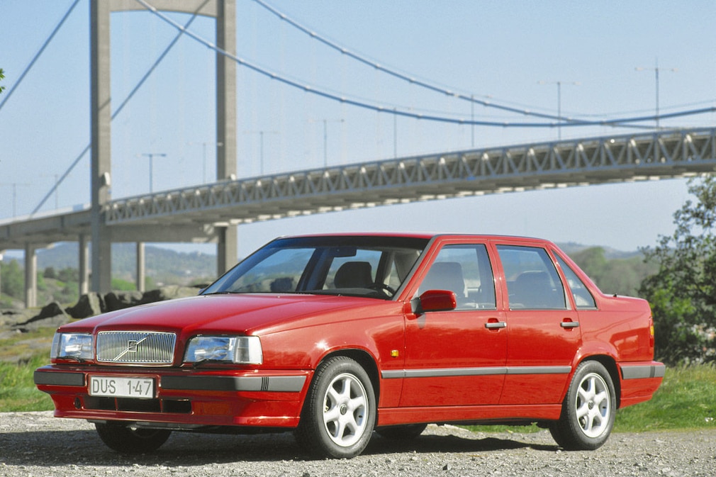 Schwedische Wertarbeit von Volvo und Saab Schwedische Wertarbeit von Volvo und Saab