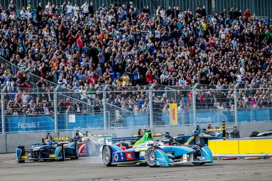 Die Formel E startet mit Michelin in die zweite Saison