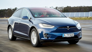 Rückruf Tesla Model X