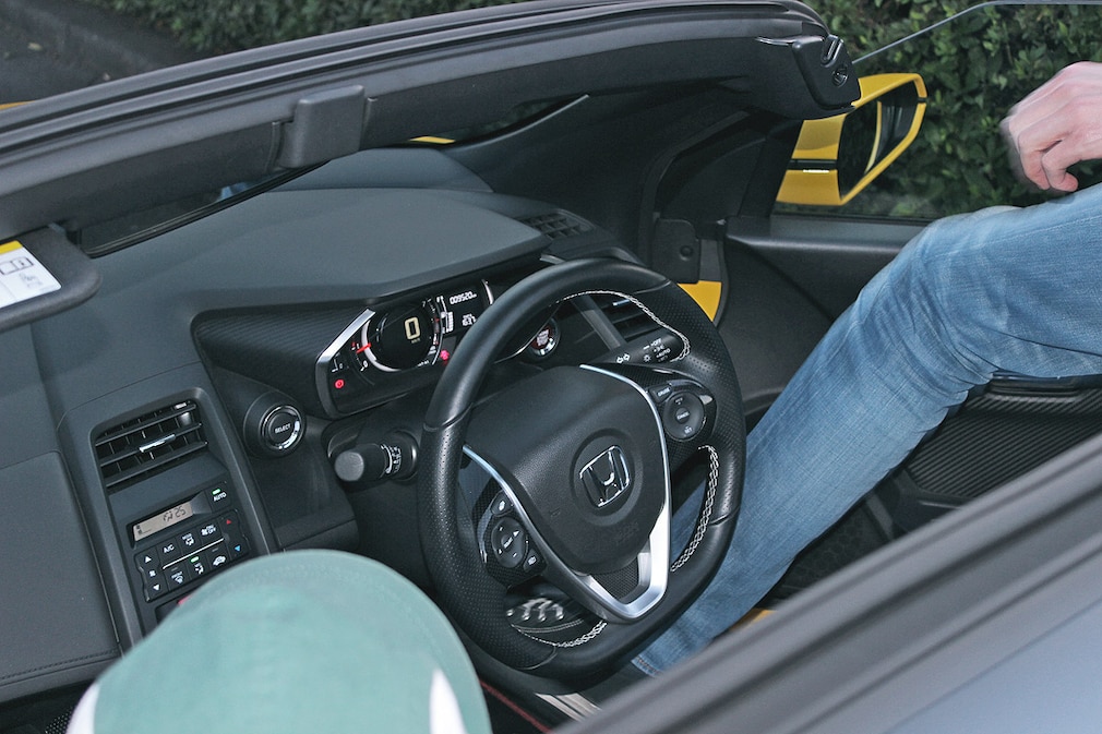 Honda S660 !!!!! SPERRFRIST 27.Oktober 2015 04:00 Uhr !!!!!