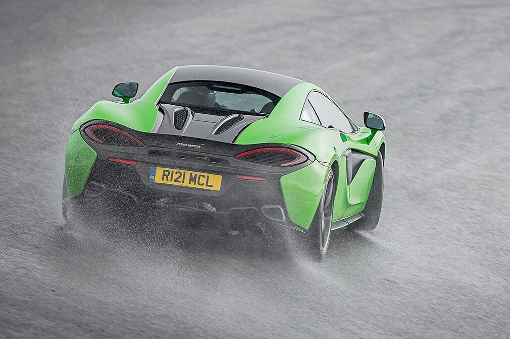 McLaren 570S