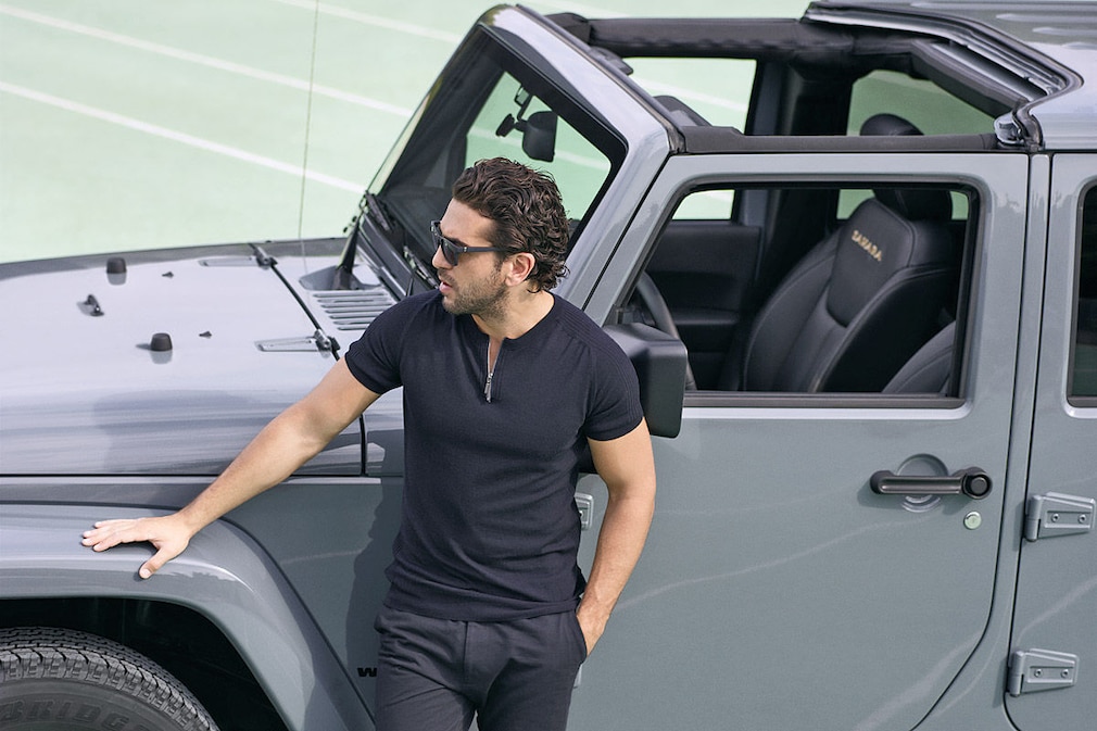 Elyas M'Barek wirbt für Mercedes