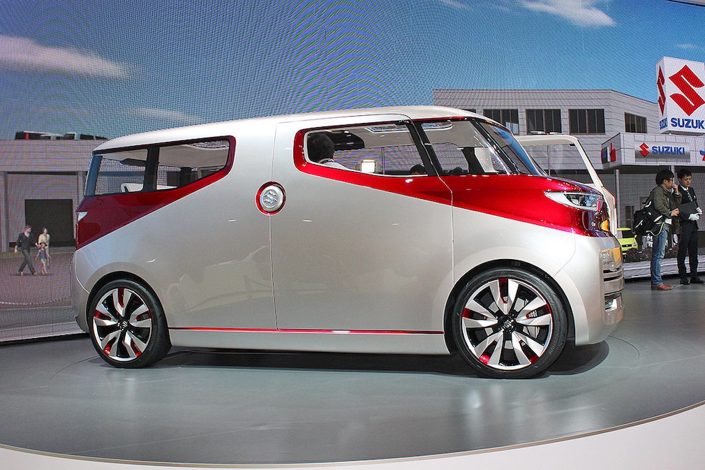 Videos: Carspotting in Tokios Tiefgaragen - AUTO BILD