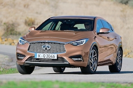 Infiniti Q30