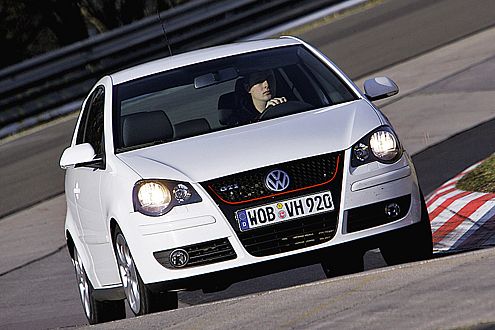 Gut ums Eck: Der Polo GTI gefällt mit leichtgängiger Lenkung.