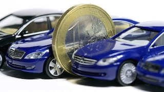 Symbolfoto Autokauf Autofinanzierung
