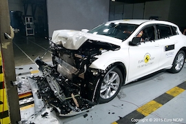 Euro NCAP Crashtest Infiniti Q30