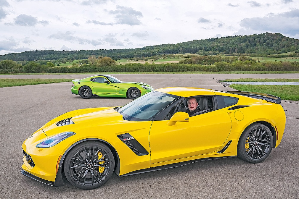 Dodge Viper SRT Corvette ZO6