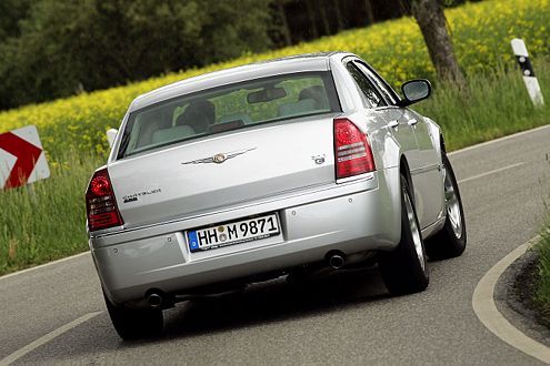 Chrysler 300c SRT - 8