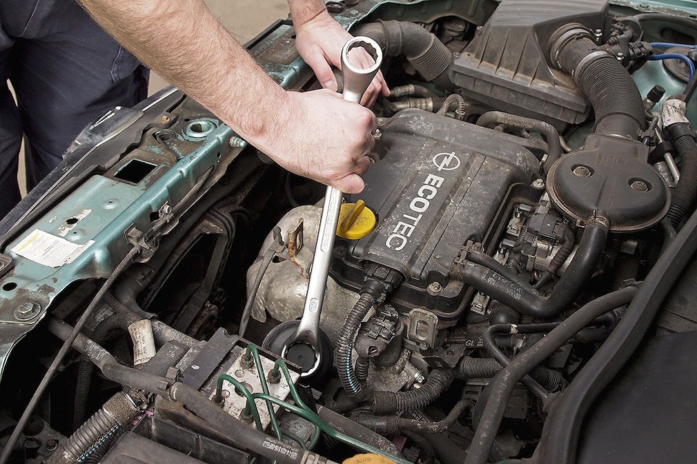 Anleitung: Audi A4 B6 Avant Motoröl und Ölfilter wechseln