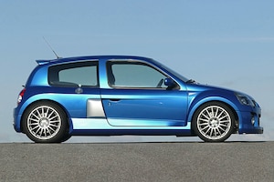 Renault Clio V6