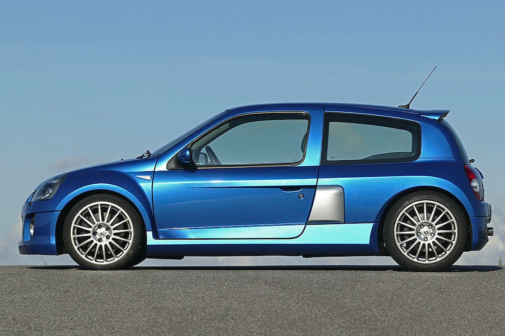 Renault Clio V6