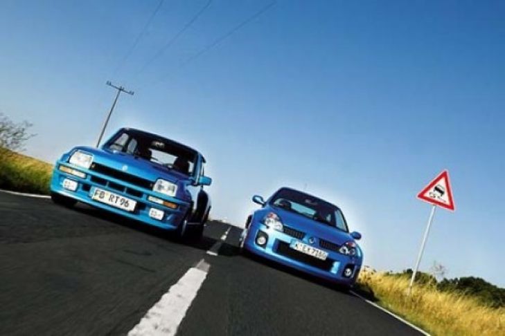 Renault Clio V6