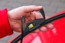 Scheibenwischer Wechseln Anleitung Und Wichtige Tipps Autobild De