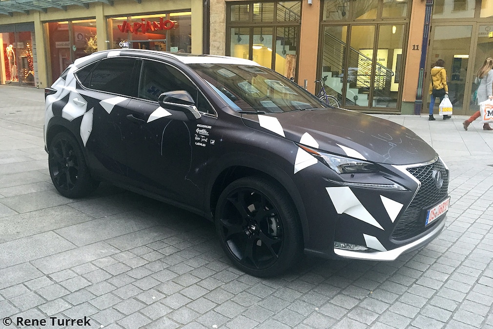 Graffiti-Sprayer Rene Turrek Star Wars Auto Lexus