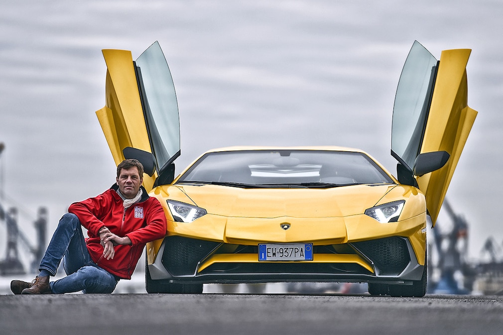 Lamborghini Aventador SV