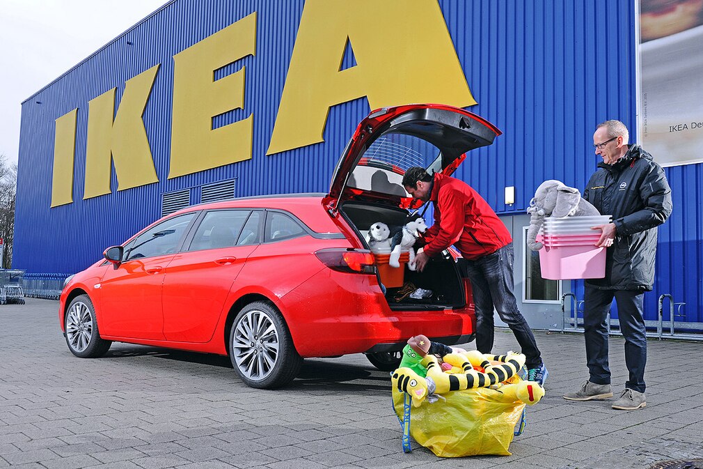 Opel Astra Sports Tourer Geschenketour