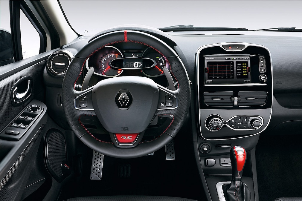 Renault Clio RS 220 EDC Trophy Annäherungsversuch