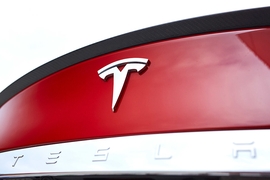 Tesla liefert über 50.000 Autos aus