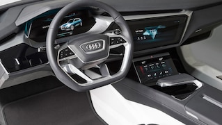 Audi A8 (CES 2016)