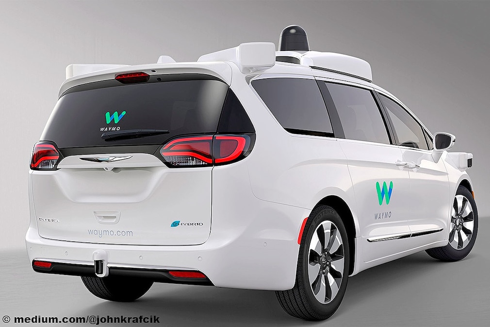 Google Waymo Car Chrysler Pacifica Hybrid
