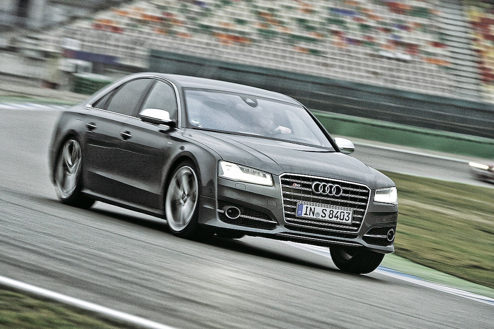 Audi S8