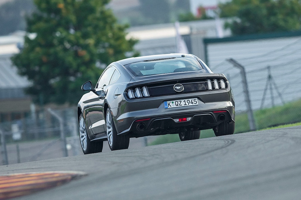 Ford Mustang Ecoboost Ford Mustang Ecoboost