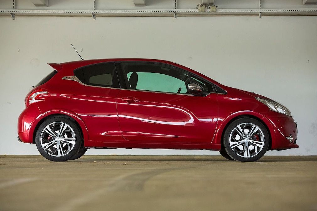 Peugeot 208 GTi Peugeot 208 GTi