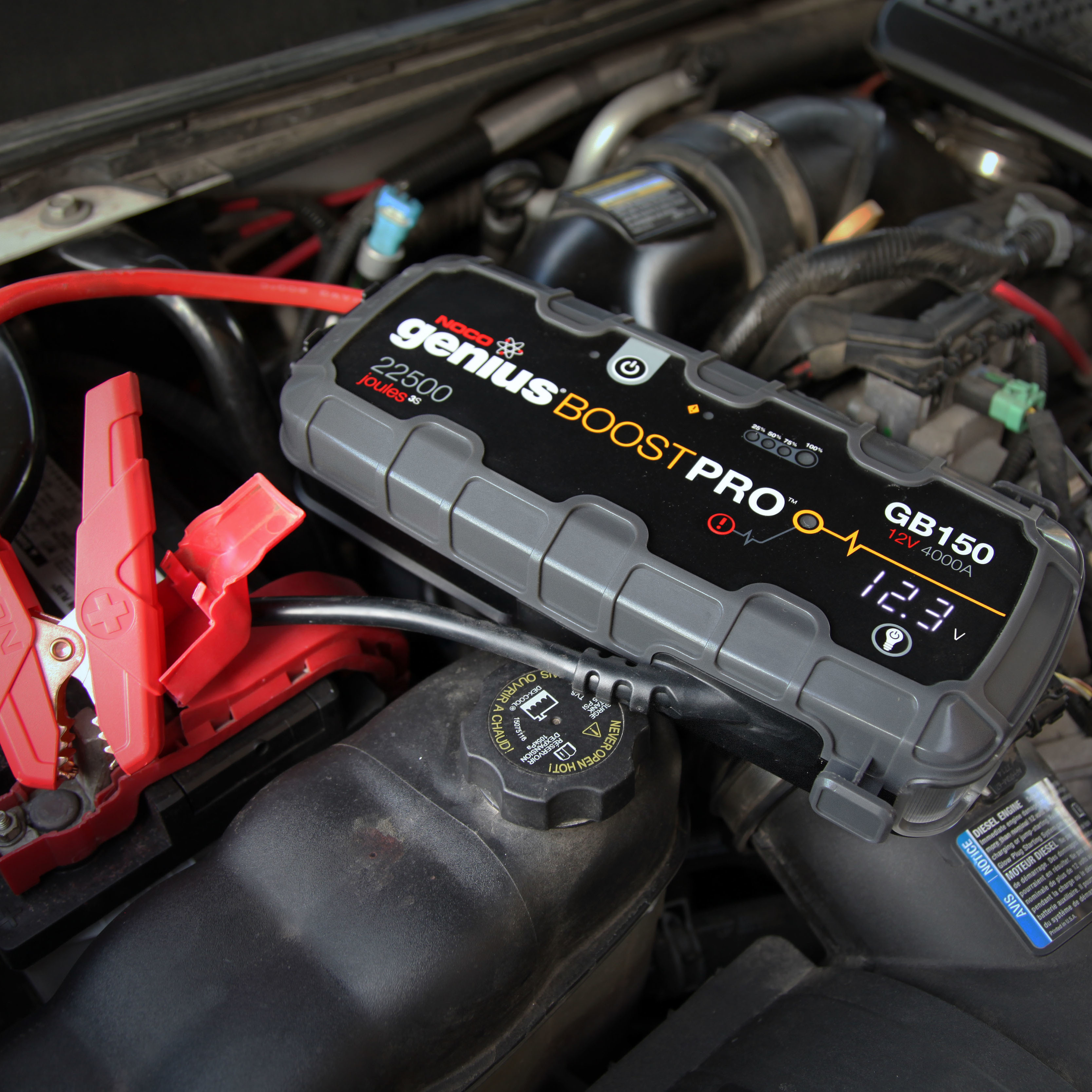 Powerbank Starthilfe - wir testen das Autobatterie Ladegerät! 