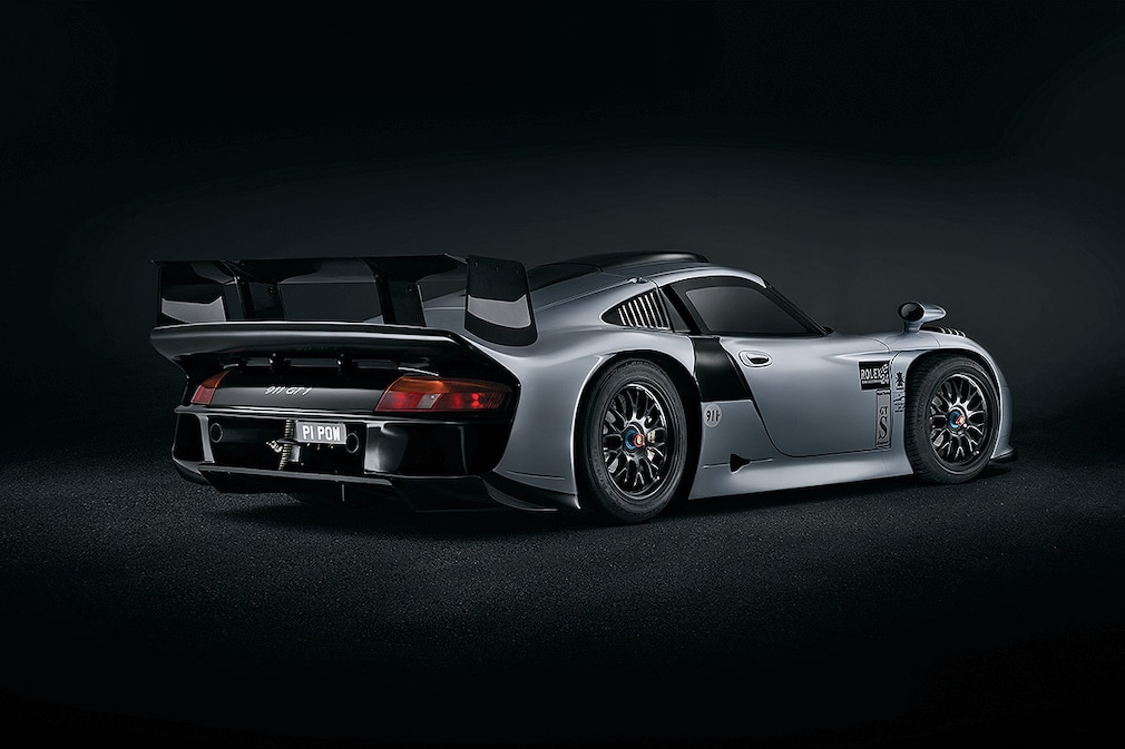 Porsche GT1 Evolution
